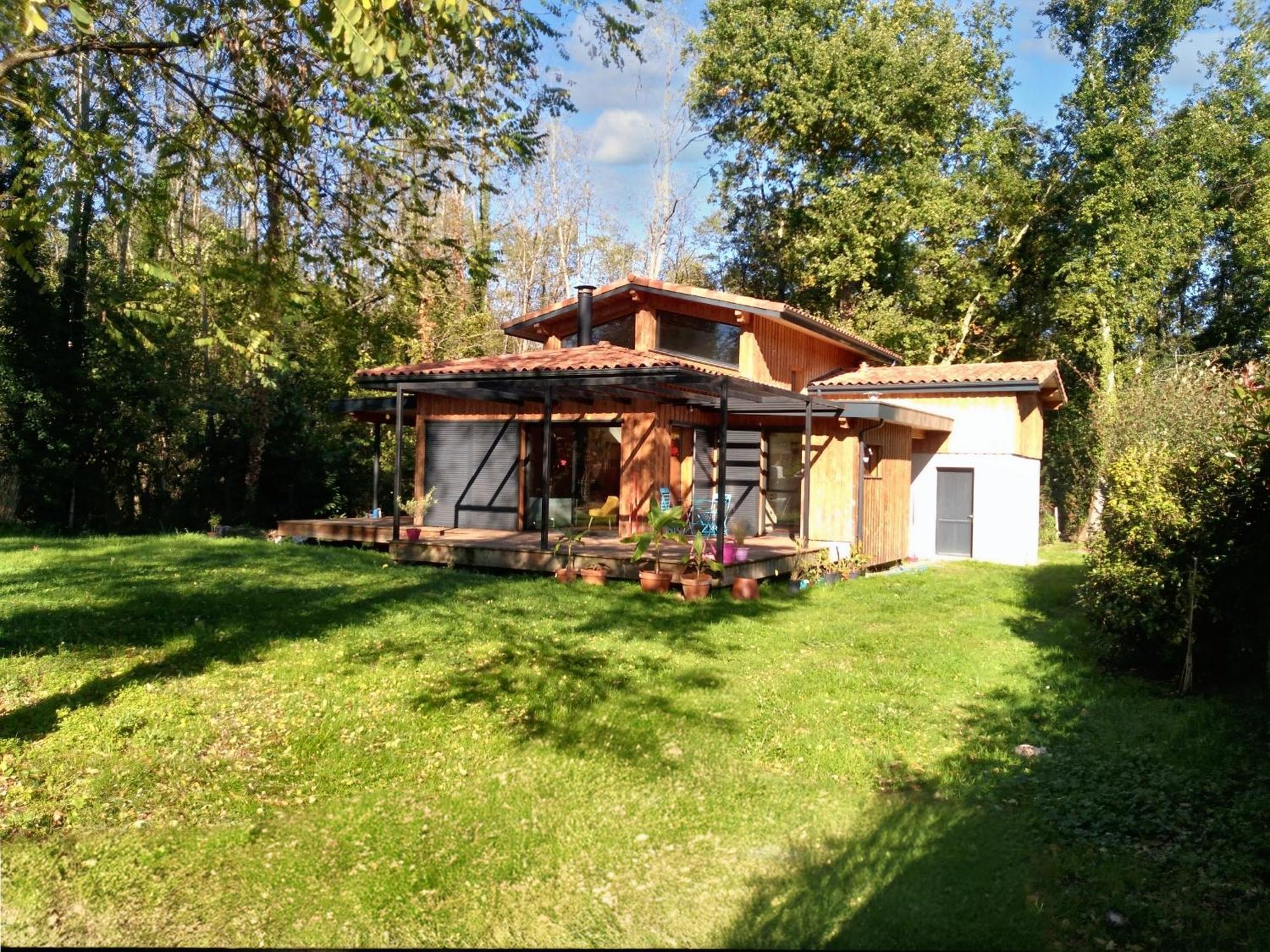 Maison Spacieuse A Saint Selve Avec Jardin Et Barbecue 125 M² Exterior photo