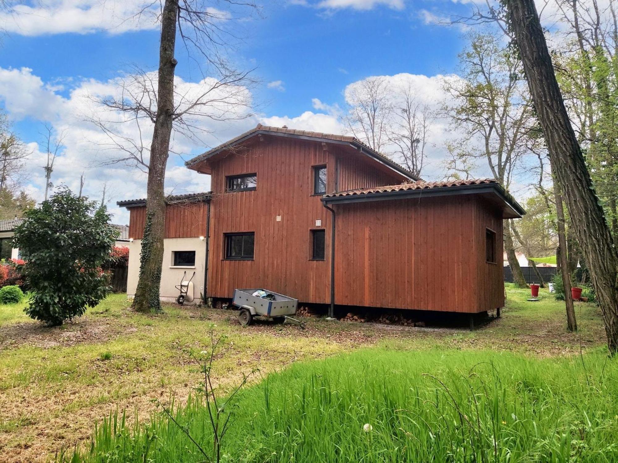 Maison Spacieuse A Saint Selve Avec Jardin Et Barbecue 125 M² Exterior photo