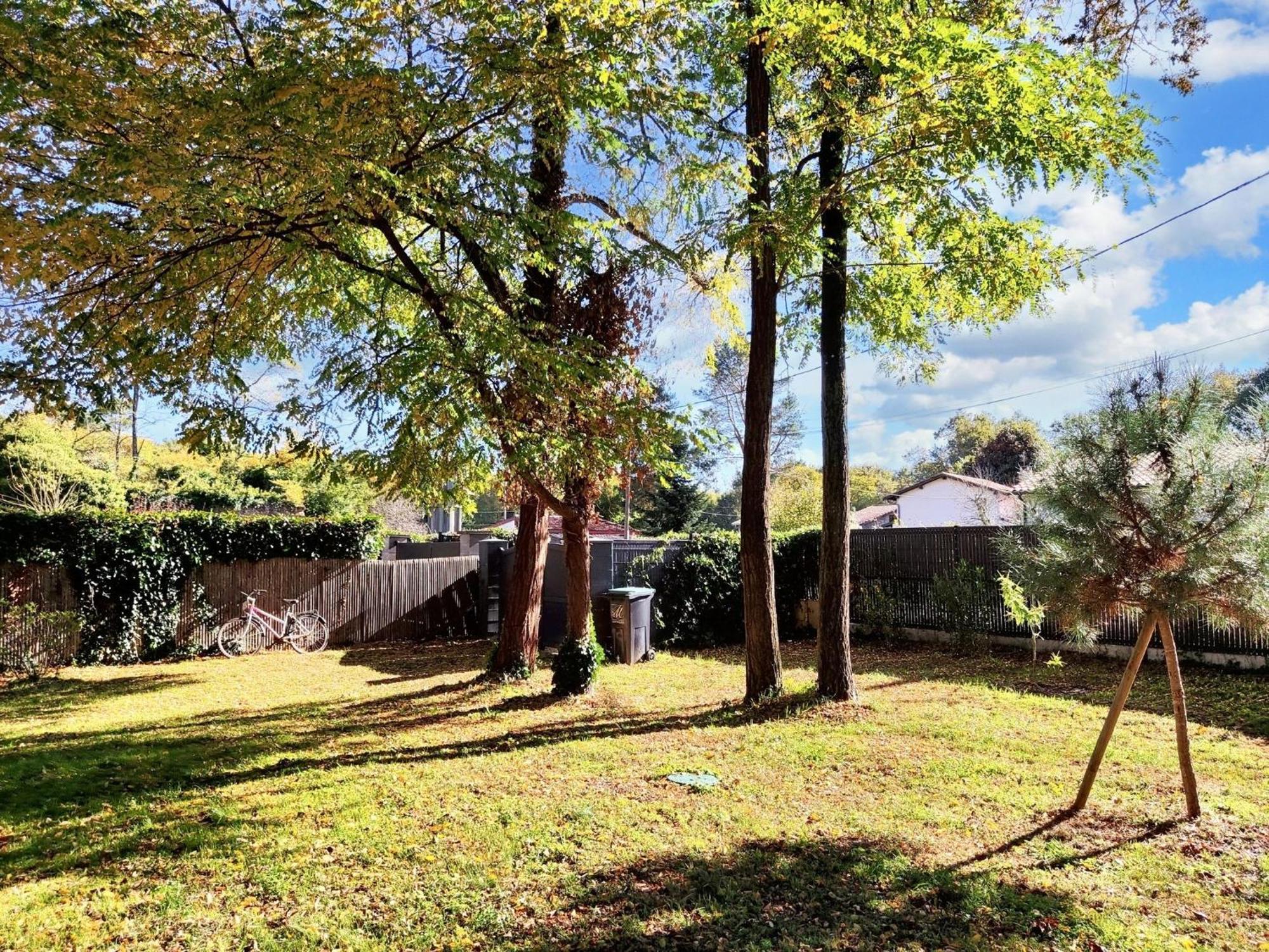 Maison Spacieuse A Saint Selve Avec Jardin Et Barbecue 125 M² Exterior photo